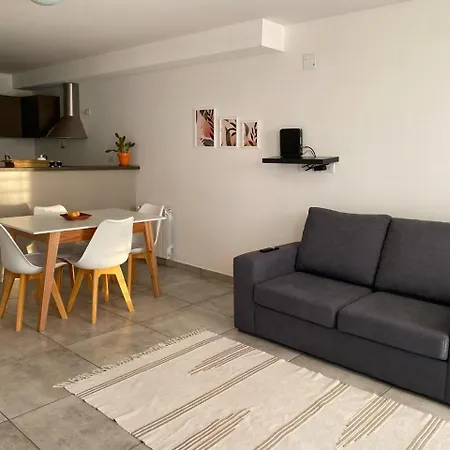Oasis Departamento, 4 Personas Apartment Neuquen Exterior photo